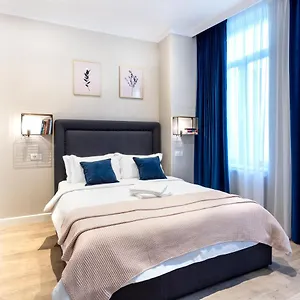 Apartahotel Degoya Old Town