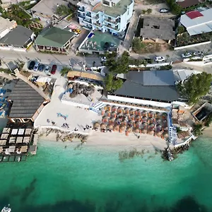 3* Hotel Esmerald
